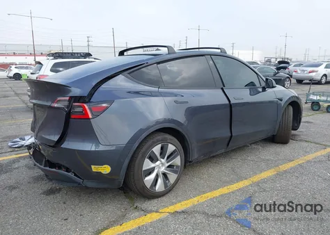 2021 Tesla Model Y Long Range Dual Motor All-Wheel Drive from USA, damaged, VIN 5YJYGDEE2MF082217